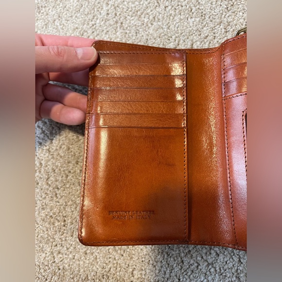 Valentina Leather Wallet - Picture 3 of 6